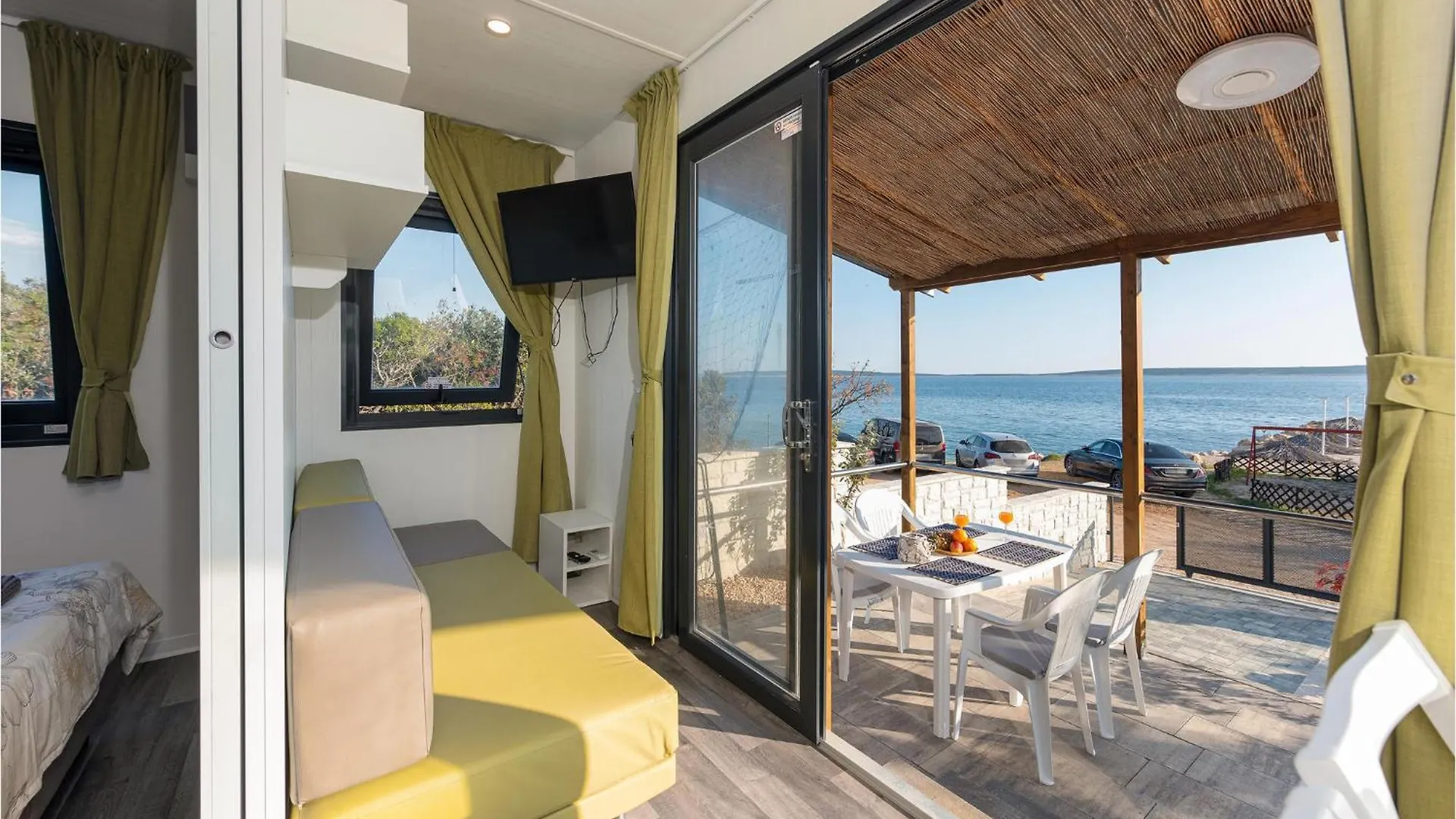 Holiday home Stunning Home In Mandre With Kitchen